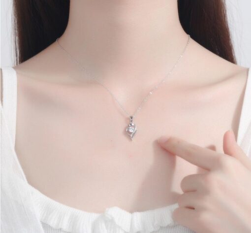 Dây chuyền Kim cương Moissanite Sakira