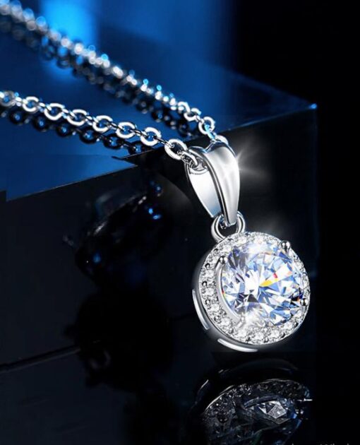 Dây chuyền Kim cương Moissanite Luxury