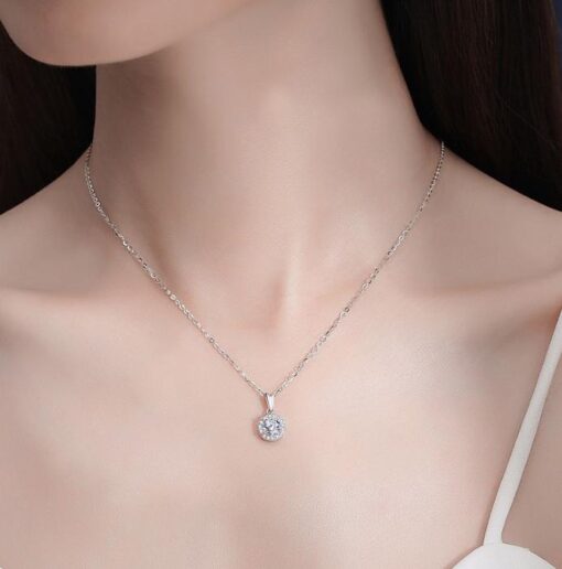 Dây chuyền Kim cương Moissanite Luxury