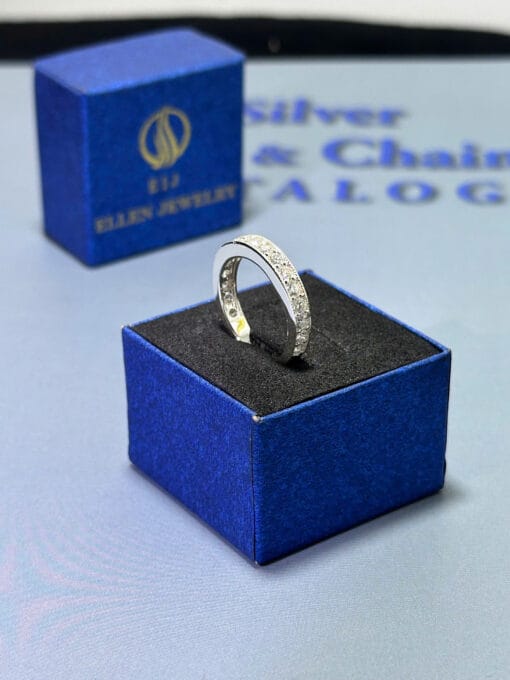 Nhẫn nữ vàng 18K-Gắn Full Moissanite Thiết kế độc quyền